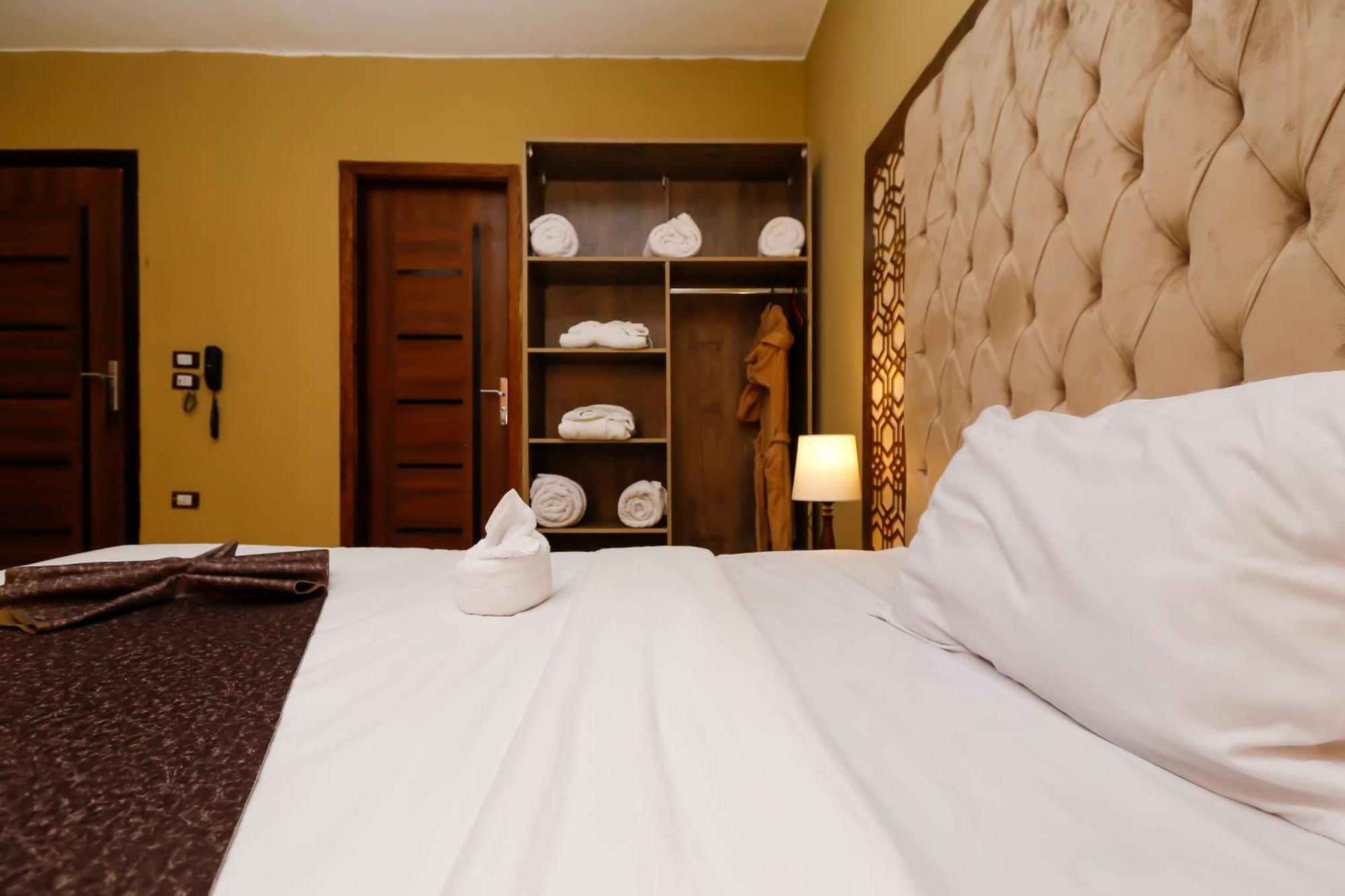 Master Pyramids Hotel Al Kawm al Akhdar Extérieur photo